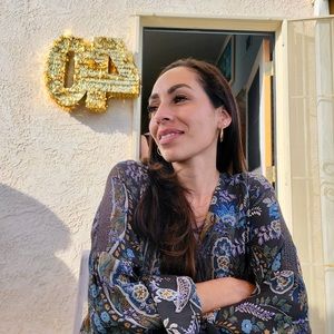 Meet your Posher, Saryta